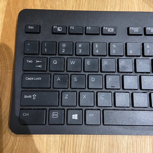 HP Keyboard & Mouse - Picture 3 of 9